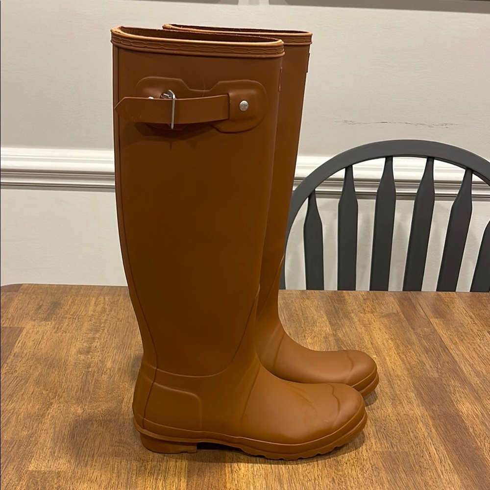 Hunter Tall Rain Boots in Brown - Picture 2 of 4
